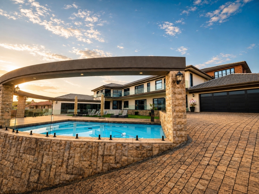 6 Bedroom Property for Sale in Monte Christo Western Cape